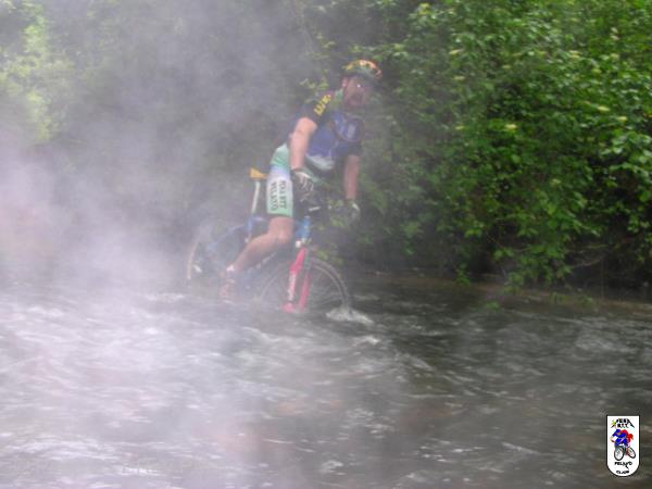 20040529123430-fot1.jpg