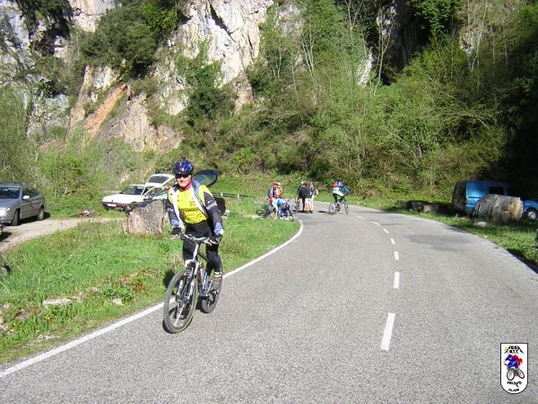 20040424092729-fot70.jpg