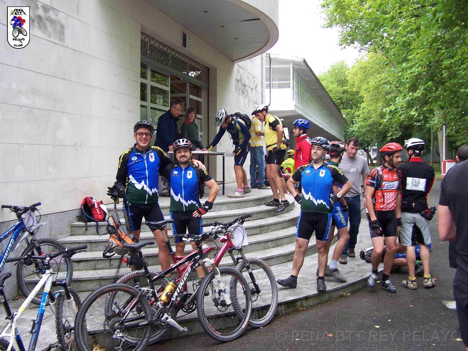 20110709082251_jbg.JPG - XVIII Vuelta al Concejo de Gijón