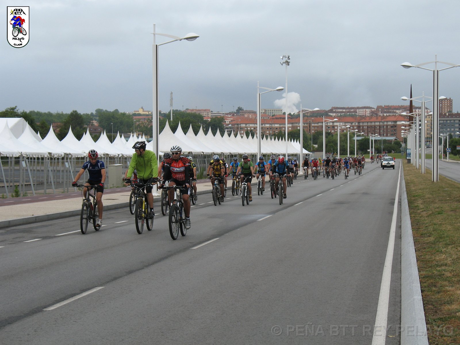 20110709091008_mc.JPG - XVIII Vuelta al Concejo de Gijón