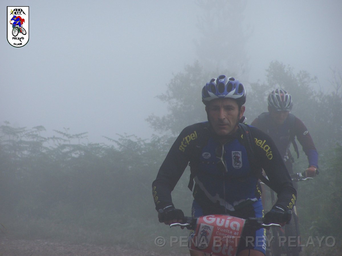 20110709104037_jbg.JPG - XVIII Vuelta al Concejo de Gijón