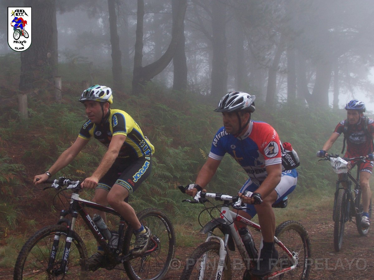 20110709104844_jbg.JPG - XVIII Vuelta al Concejo de Gijón