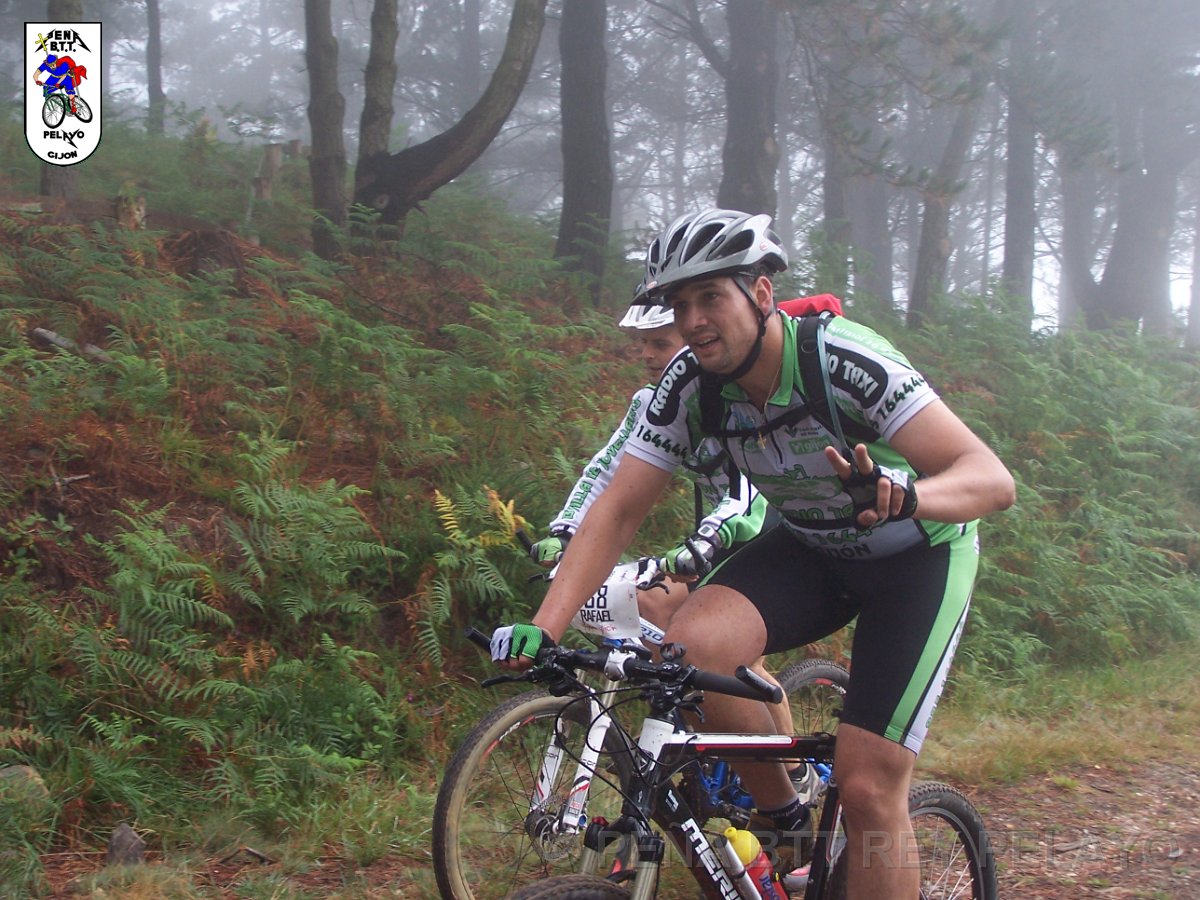 20110709105447_jbg.JPG - XVIII Vuelta al Concejo de Gijón