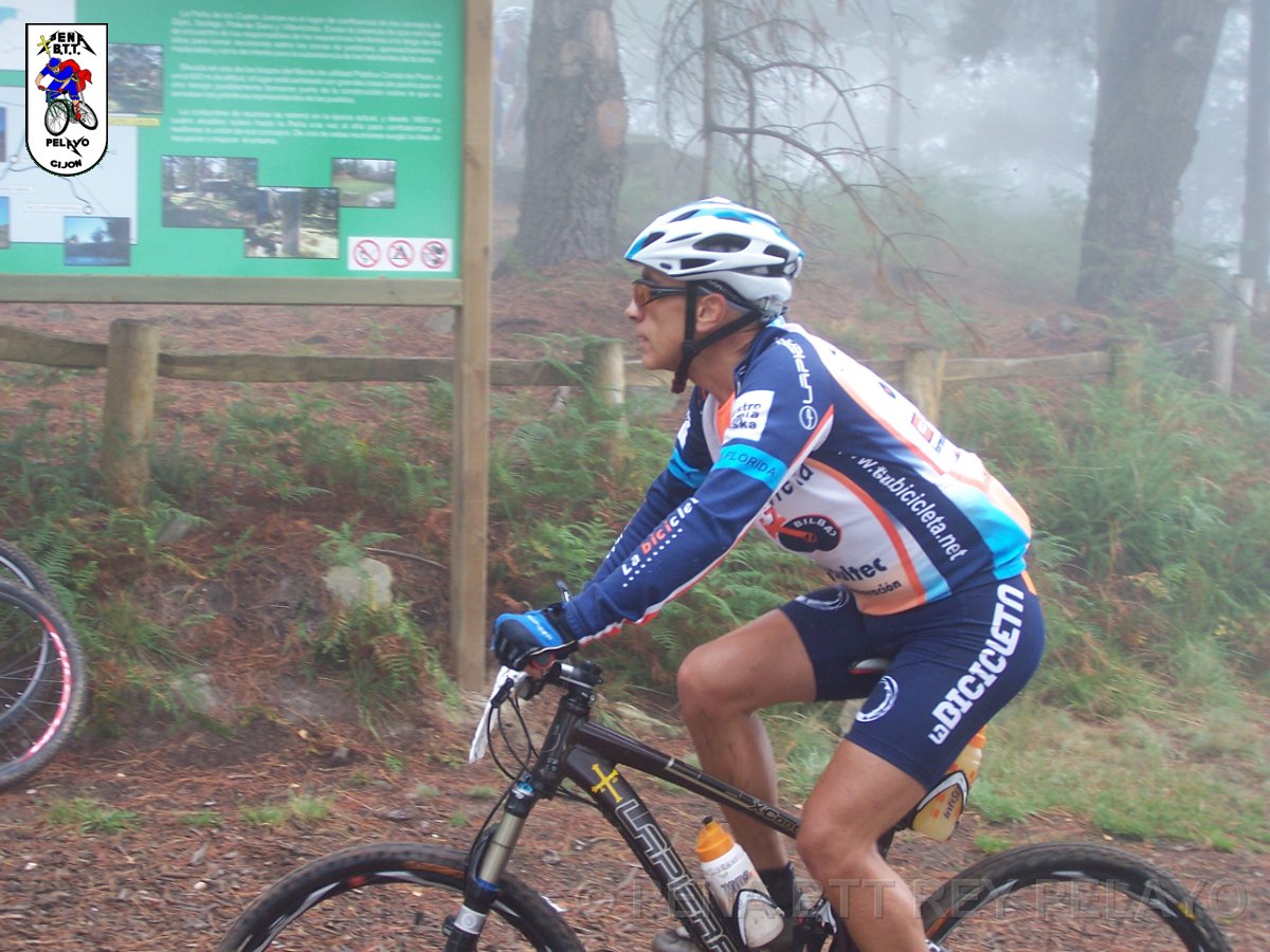 20110709105711_jbg.JPG - XVIII Vuelta al Concejo de Gijón