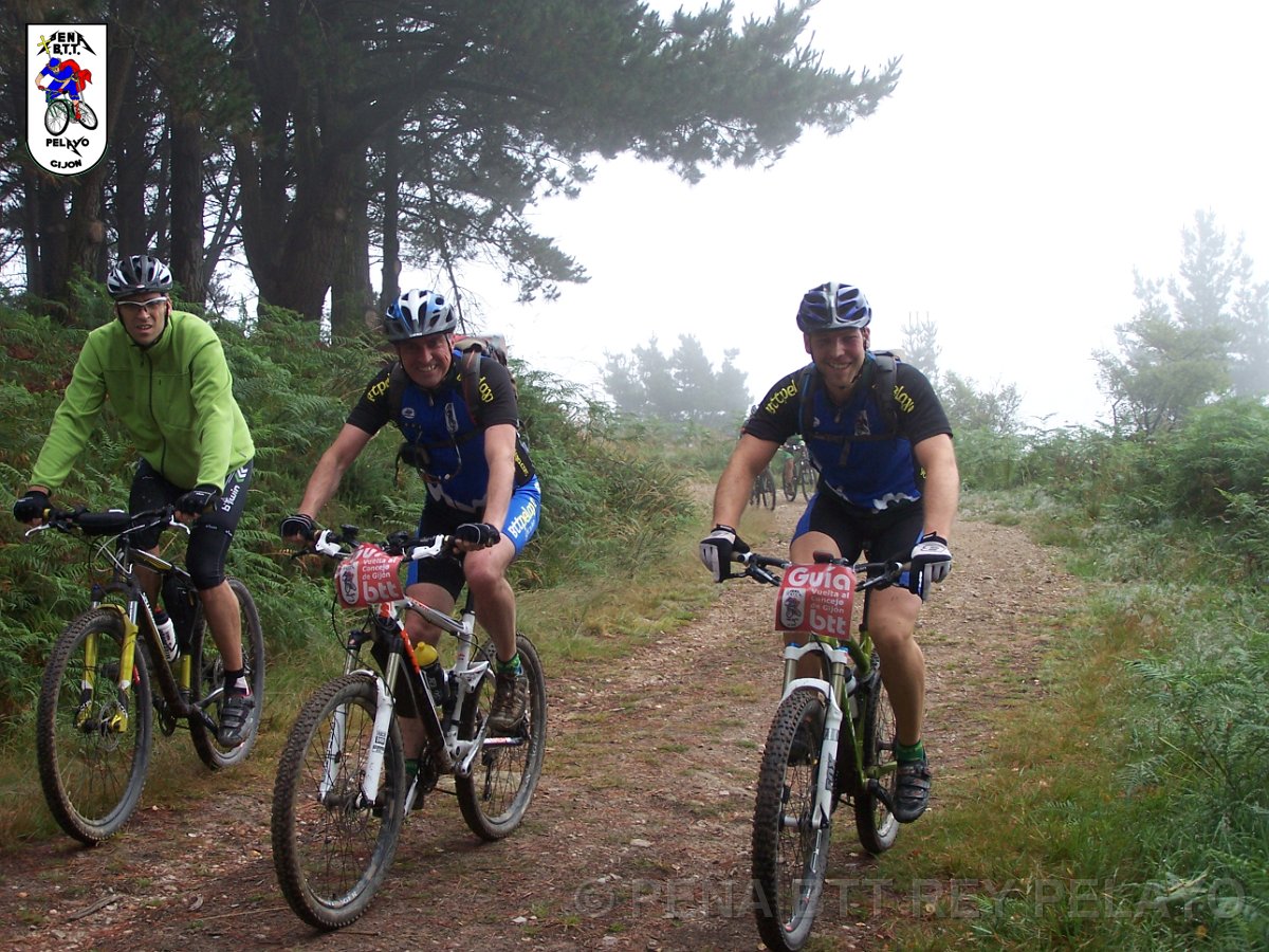 20110709110224_jbg.JPG - XVIII Vuelta al Concejo de Gijón