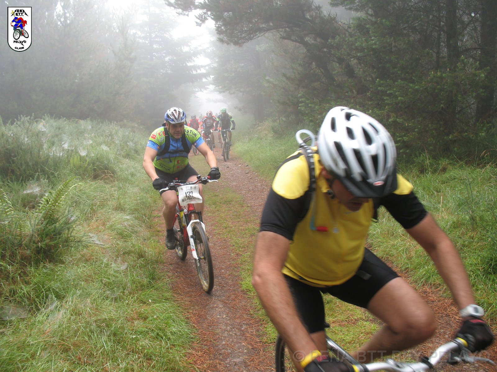 20110709110810_mc.JPG - XVIII Vuelta al Concejo de Gijón