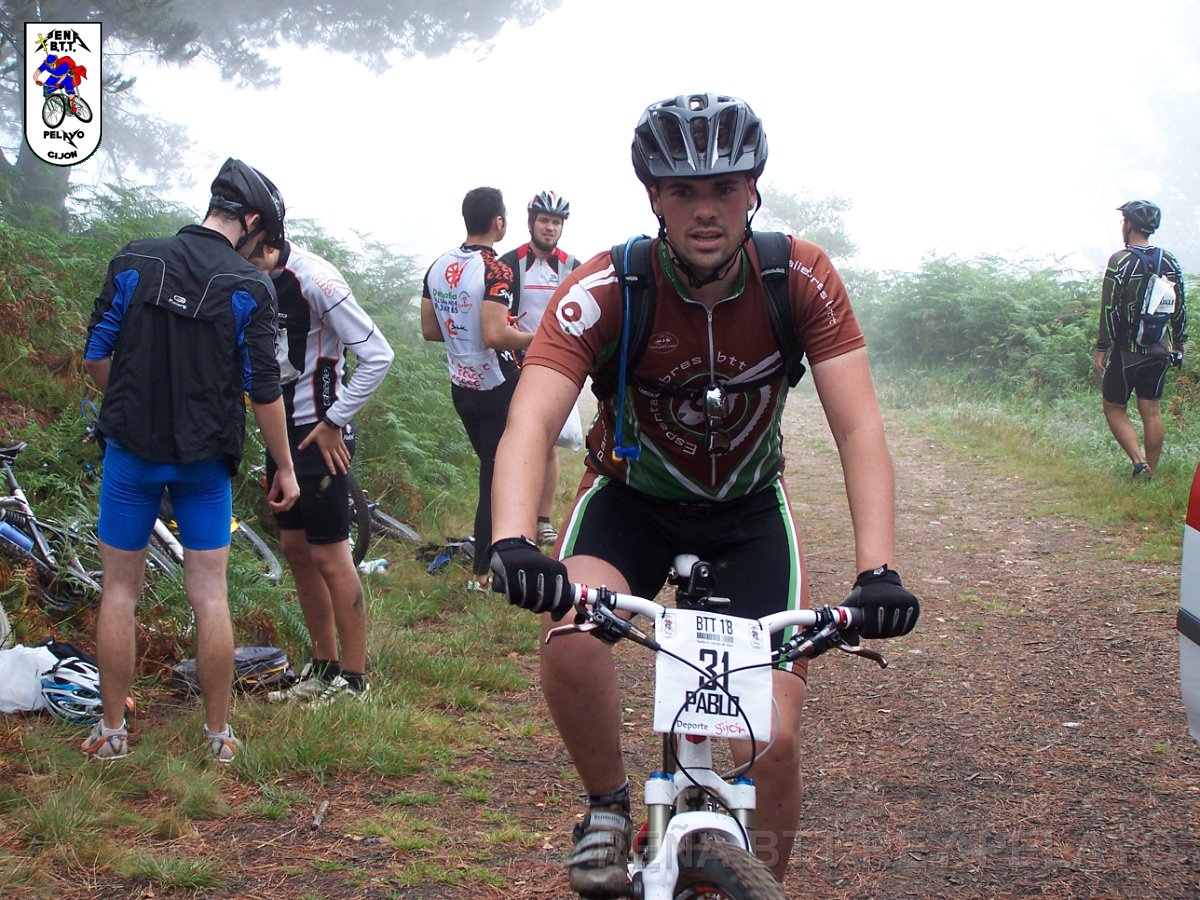 20110709111436_jbg.JPG - XVIII Vuelta al Concejo de Gijón