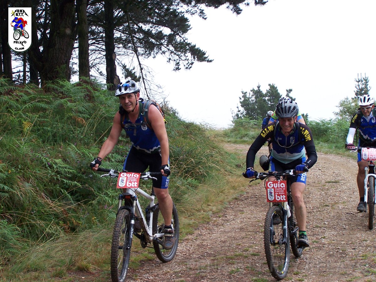 20110709111849_jbg.JPG - XVIII Vuelta al Concejo de Gijón
