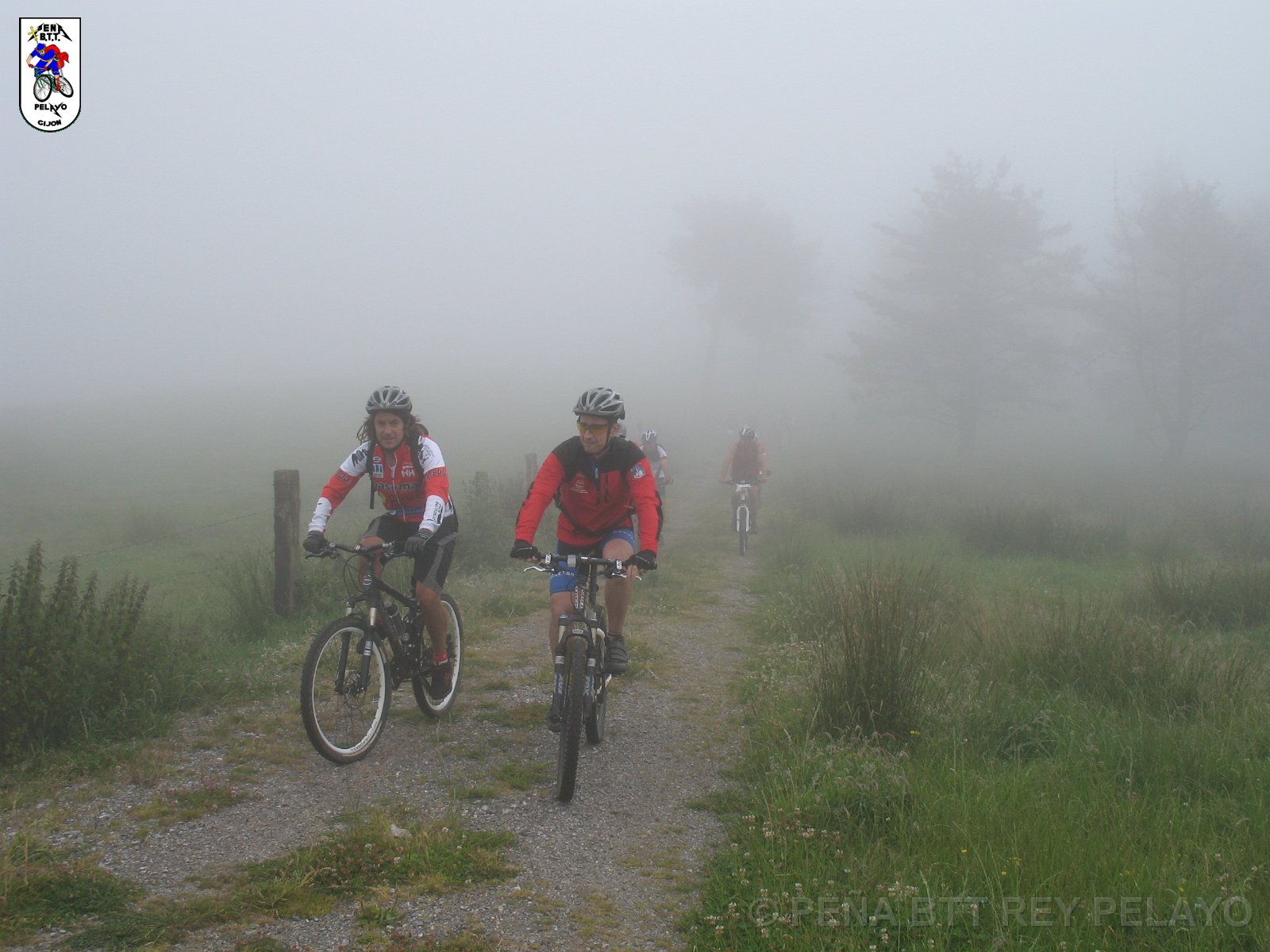 20110709115249_mc.JPG - XVIII Vuelta al Concejo de Gijón