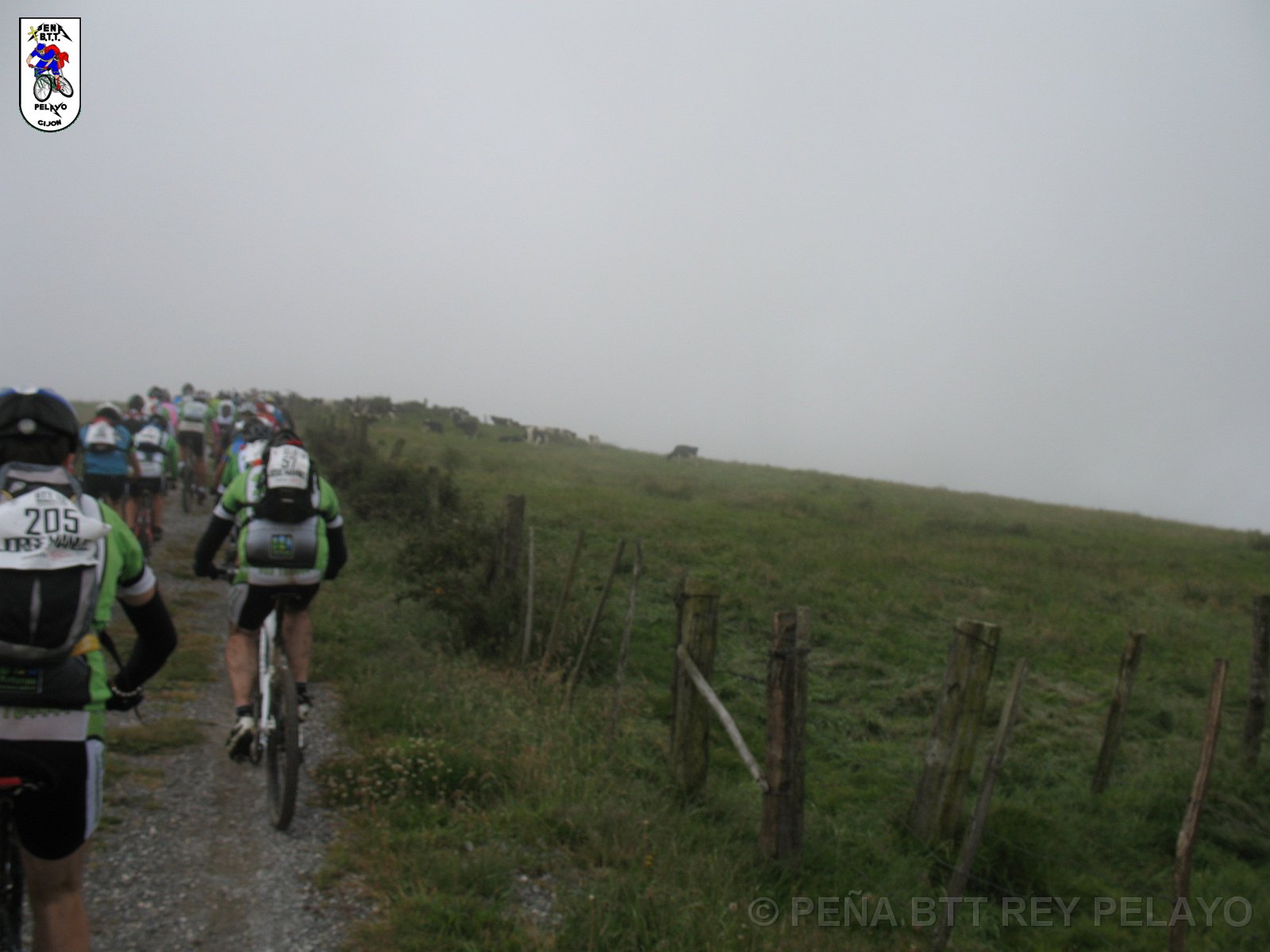 20110709115705_mc.JPG - XVIII Vuelta al Concejo de Gijón