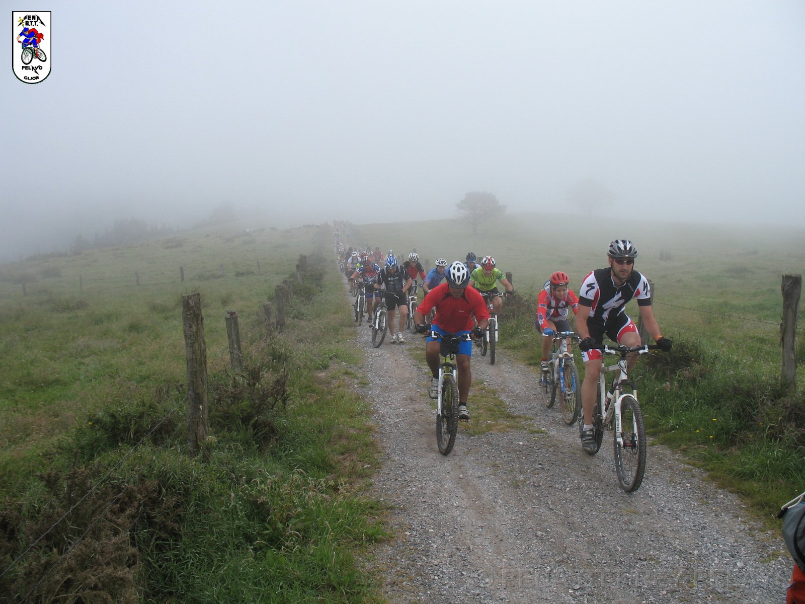 20110709115828_mc.JPG - XVIII Vuelta al Concejo de Gijón