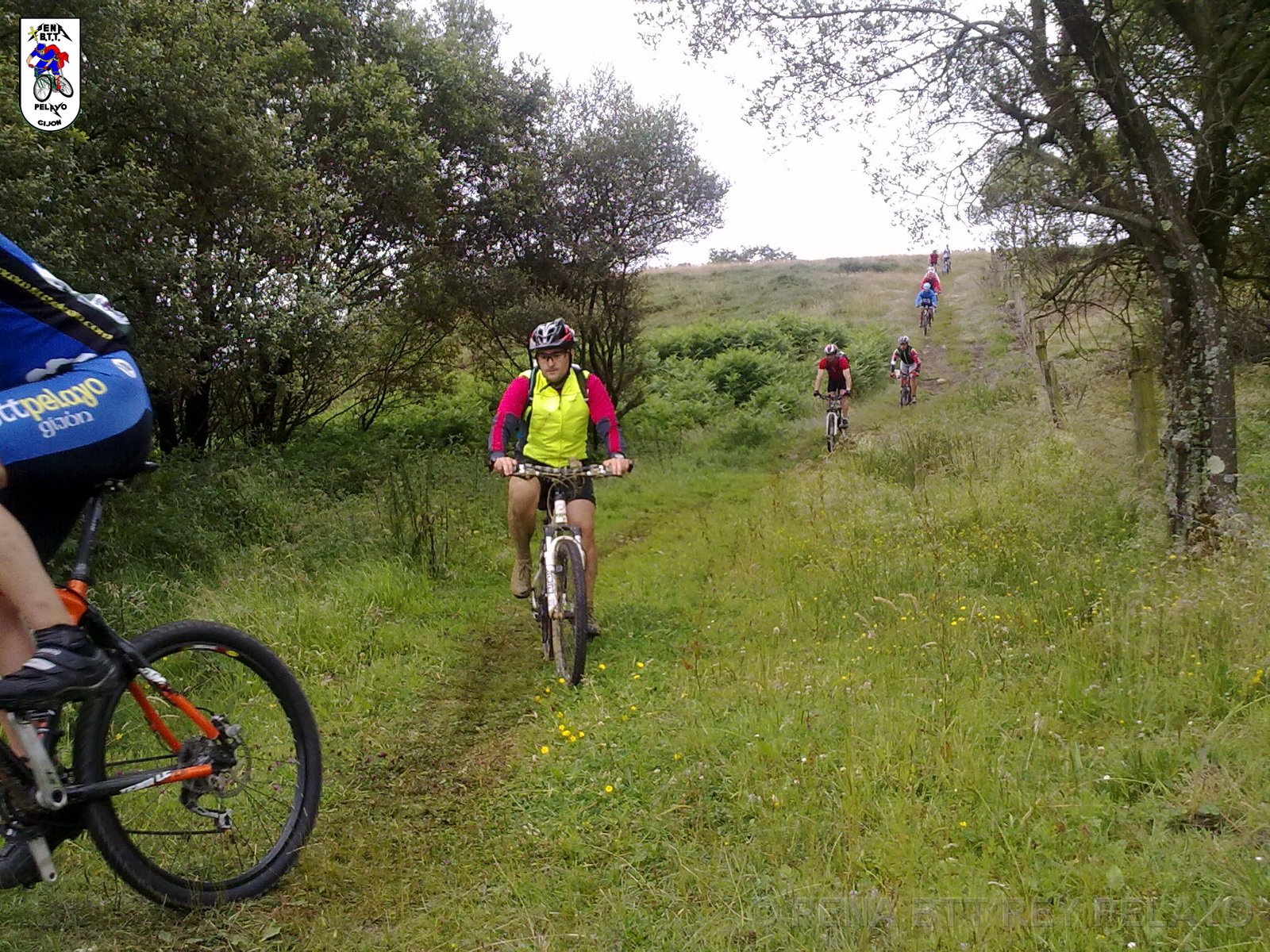 20110709120327_aa.jpg - XVIII Vuelta al Concejo de Gijón