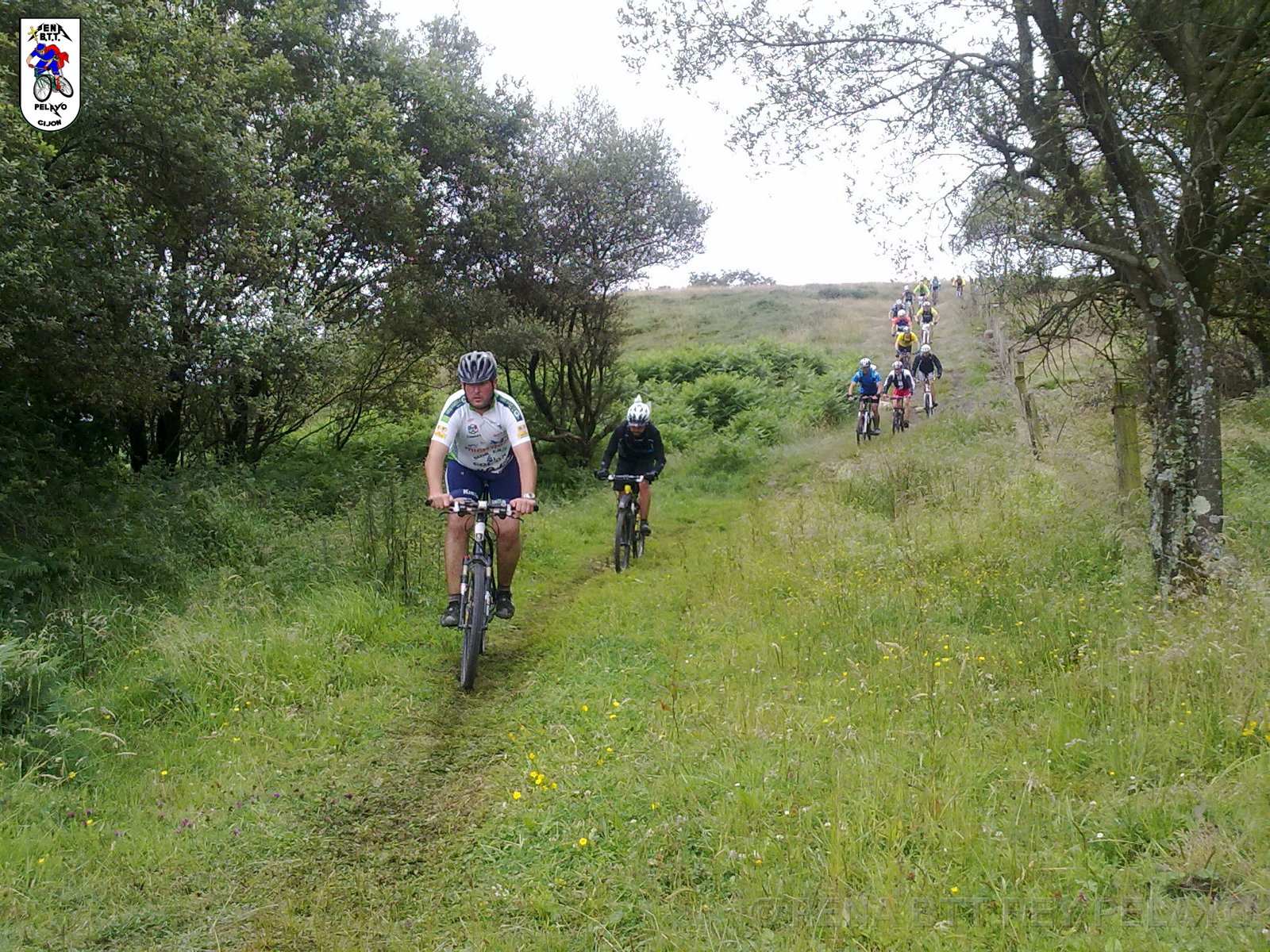 20110709120444_aa.jpg - XVIII Vuelta al Concejo de Gijón