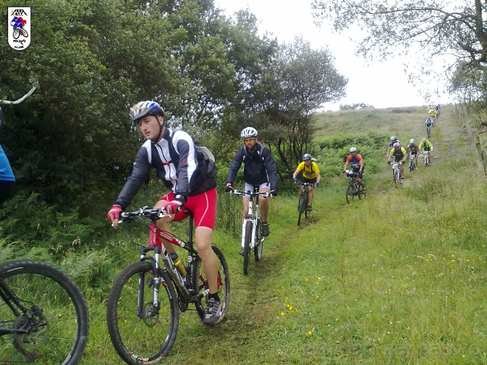 20110709120450_aa.jpg - XVIII Vuelta al Concejo de Gijón