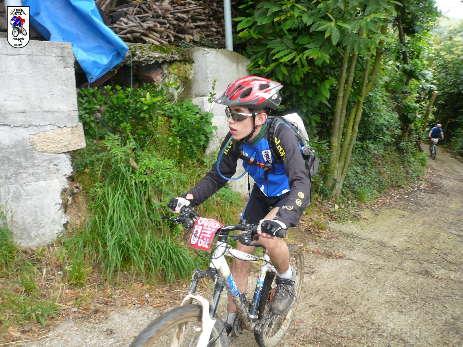 20110709125057_jb.JPG - XVIII Vuelta al Concejo de Gijón