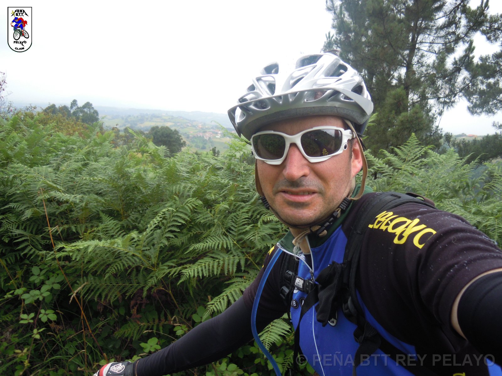 20110709133440_cl.JPG - XVIII Vuelta al Concejo de Gijón
