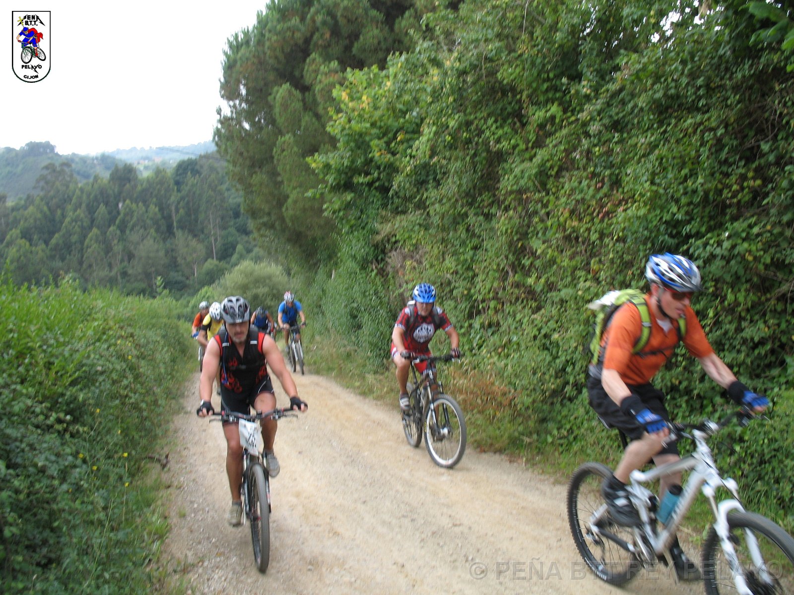 20110709152114_mc.JPG - XVIII Vuelta al Concejo de Gijón
