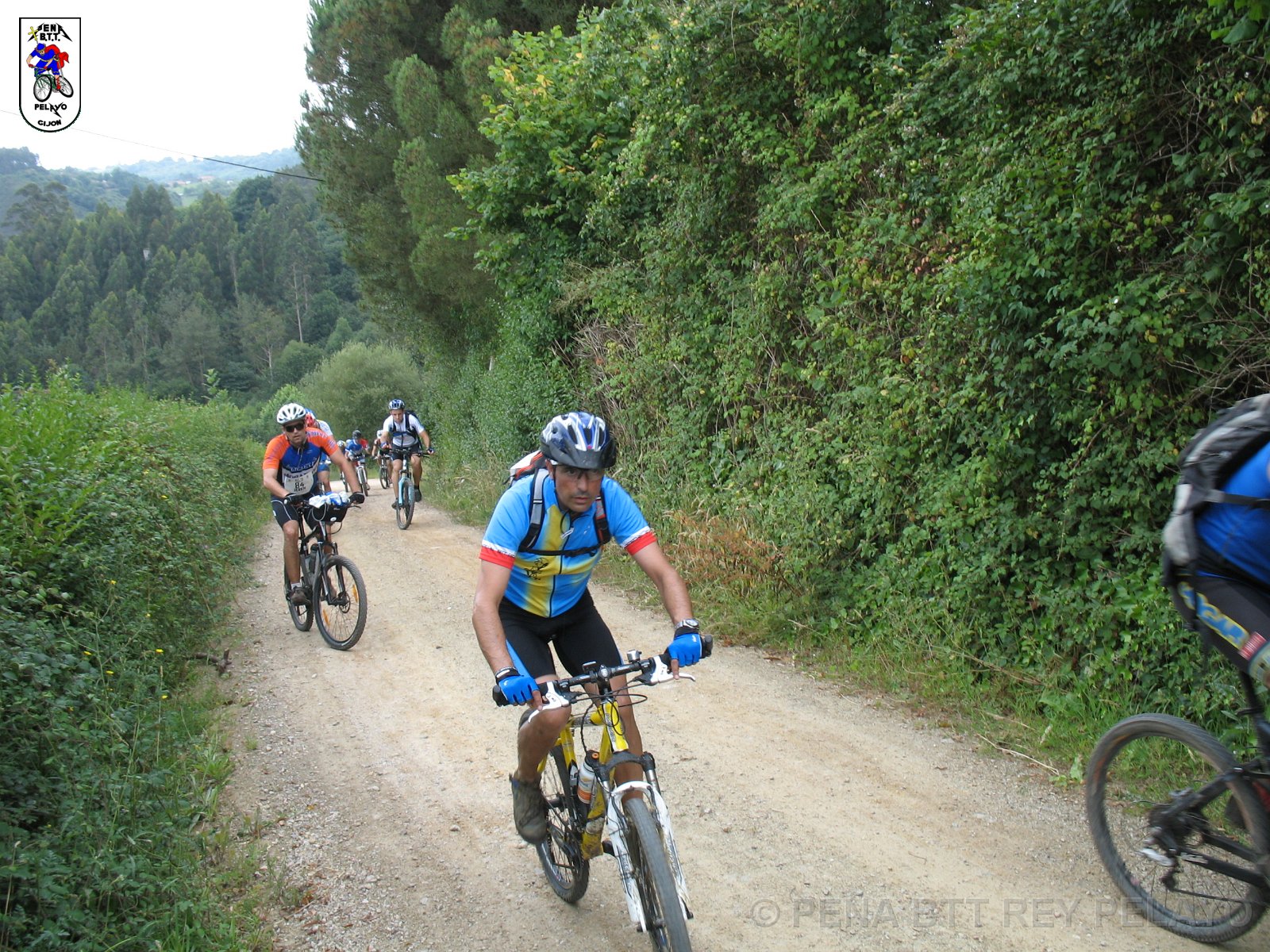 20110709152128_mc.JPG - XVIII Vuelta al Concejo de Gijón
