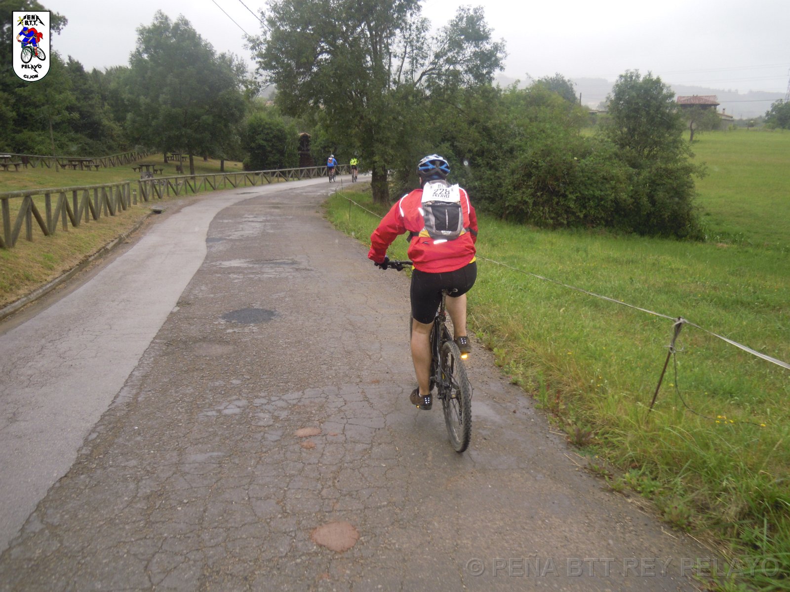 20110709163833_cl.JPG - XVIII Vuelta al Concejo de Gijón