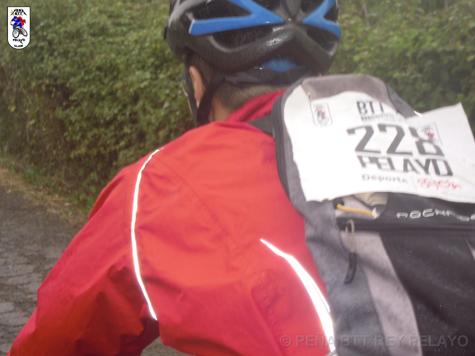20110709163901_cl.JPG - XVIII Vuelta al Concejo de Gijón