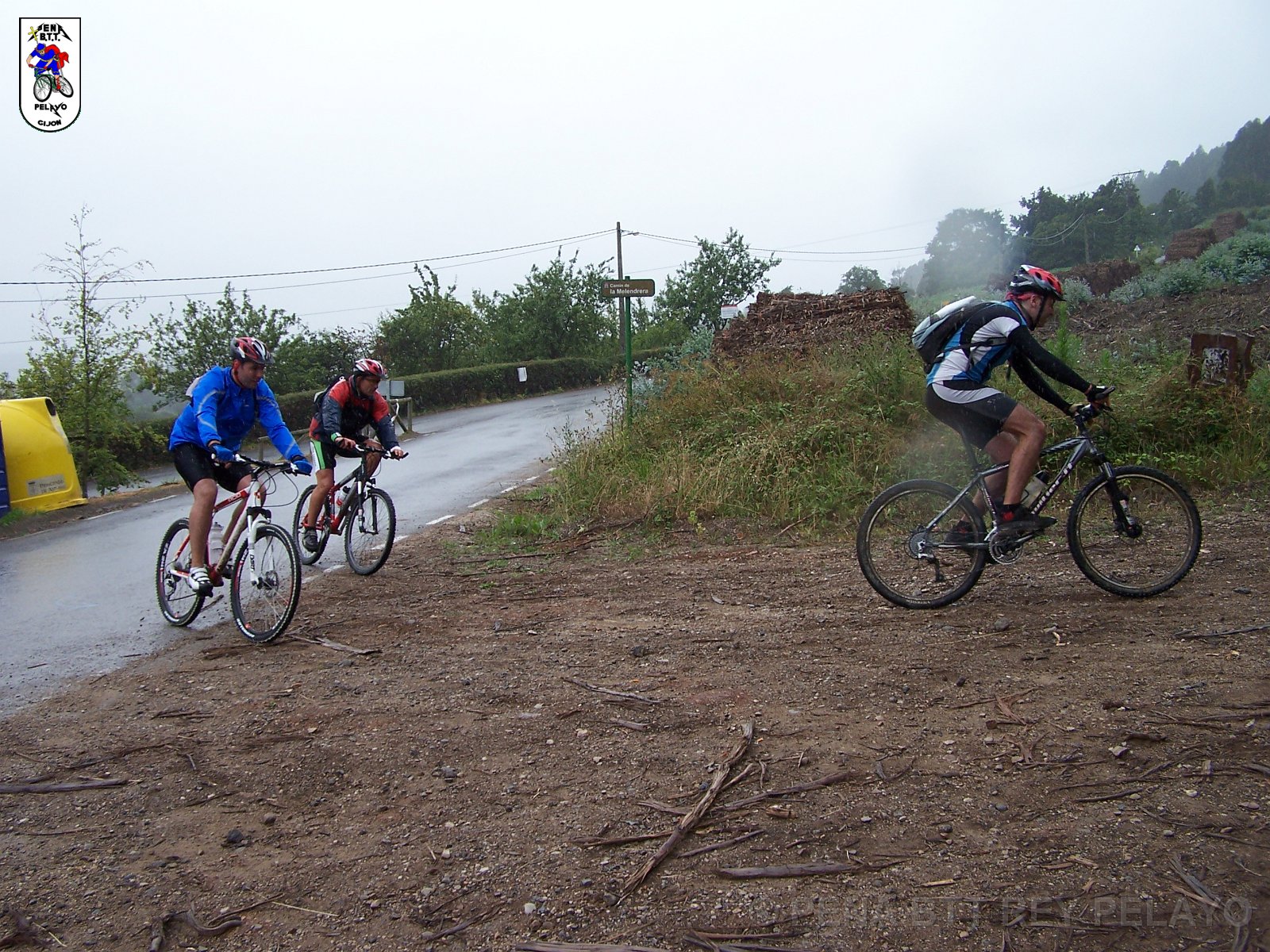 20110709164455_jbg.JPG - XVIII Vuelta al Concejo de Gijón