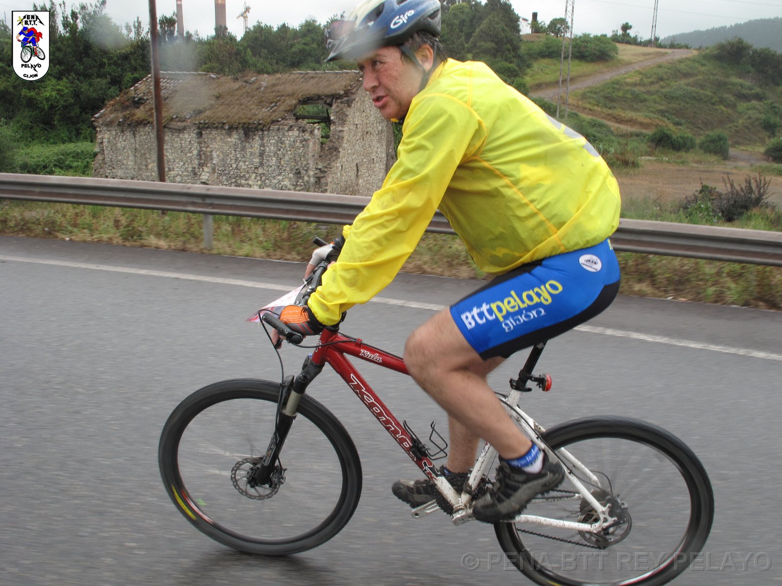 20110709174528_az.JPG - XVIII Vuelta al Concejo de Gijón